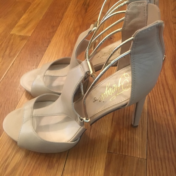 Fergie Nude Heels with Gold Accents - Picture 2 of 6